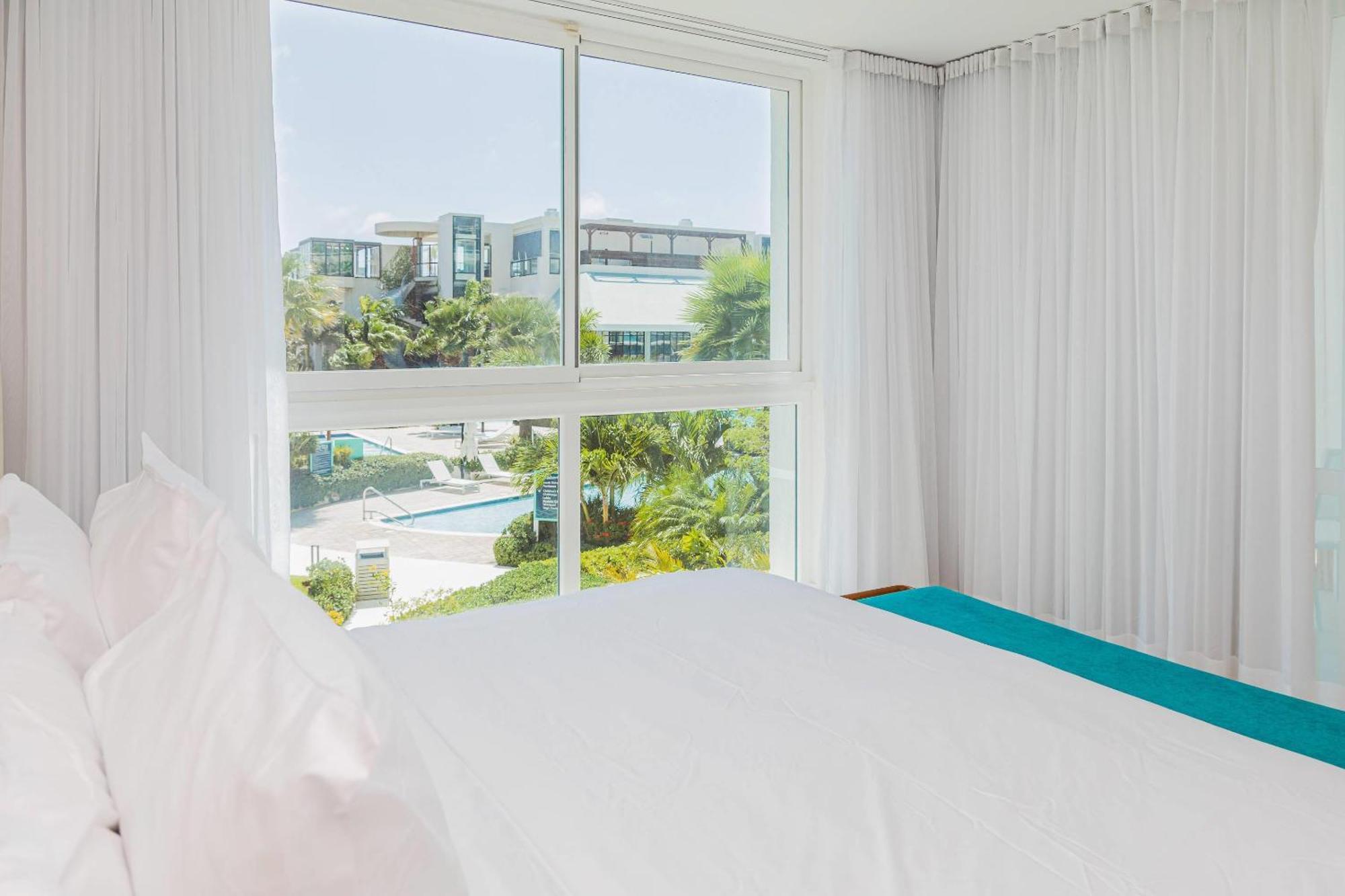 Hotel Radisson Blu Aruba Palm Beach Esterno foto
